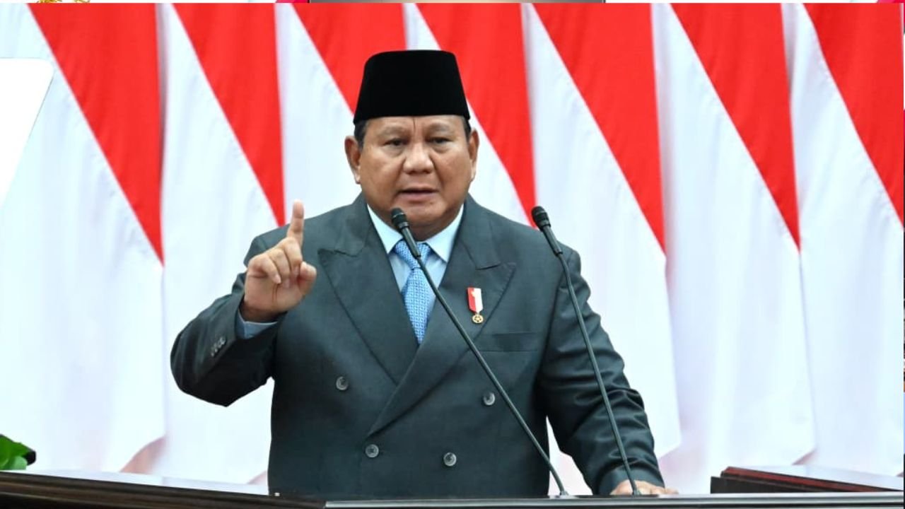 Prabowo Alokasikan Rp 178,7 Triliun untuk Gaji Guru dan Dosen di 2026