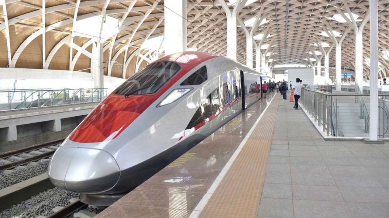 KPK Buka Peluang Panggil Luhut Binsar Pandjaitan Terkait Proyek Whoosh