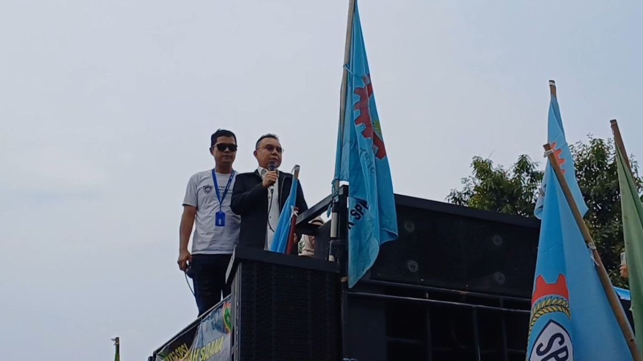 Dasco Naik Mokom dan Orasi, Minta PHK Karyawan Michelin Cikarang Dihentikan