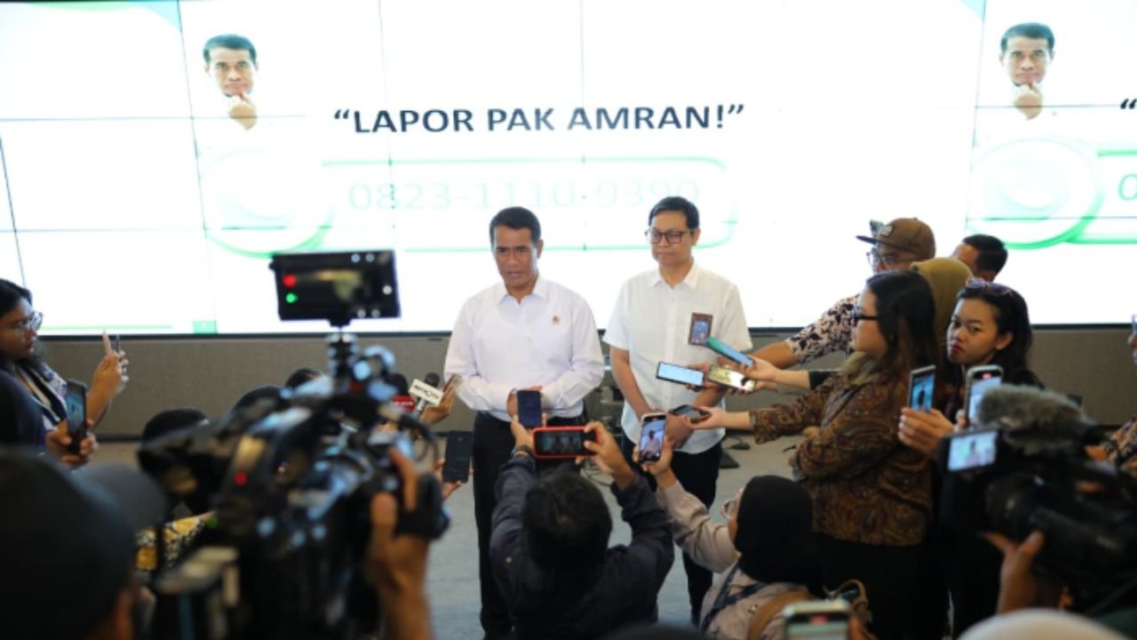 Mentan Amran Luncurkan Kanal “Lapor Pak Amran” untuk Awasi Distribusi Pupuk Bersubsidi