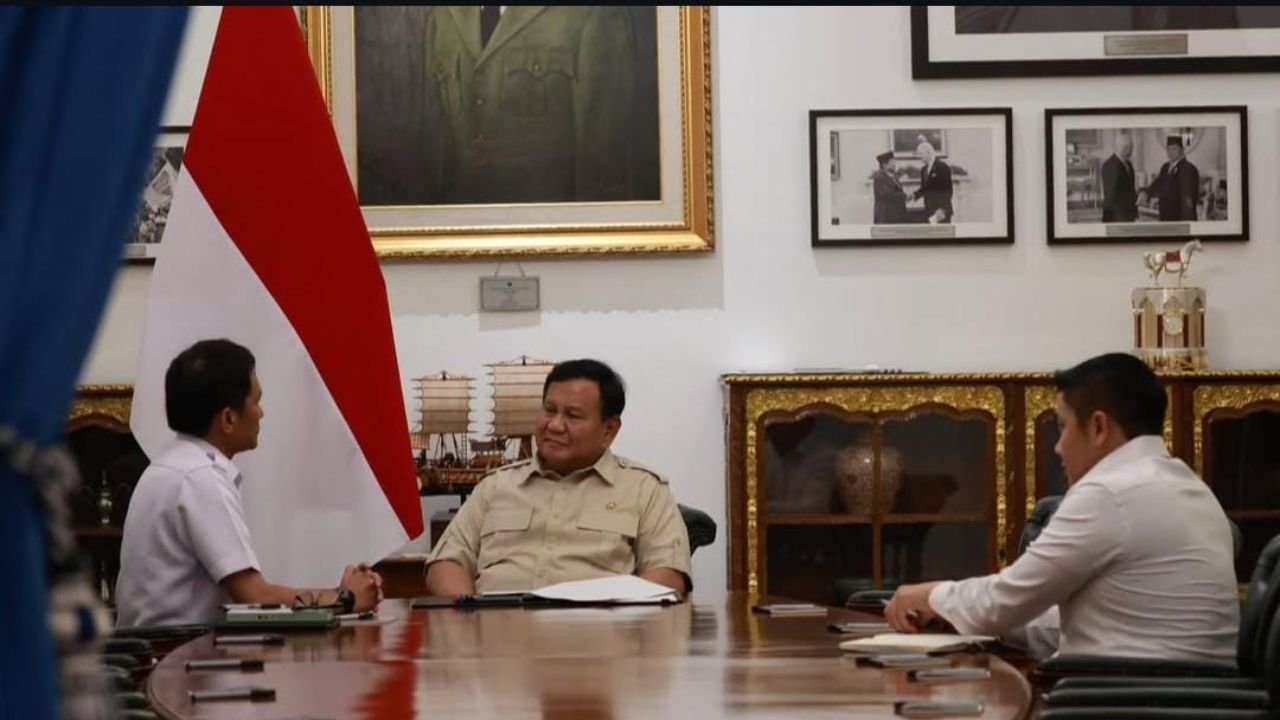 Prabowo Terima Dirut KAI, Minta Layanan Kereta Api Ditingkatkan