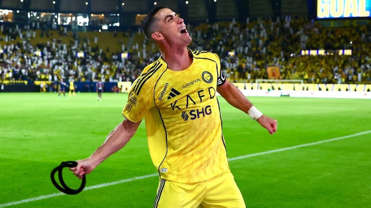 Cristiano Ronaldo Isyaratkan Pensiun dalam Waktu Dekat, Ingin Fokus pada Keluarga