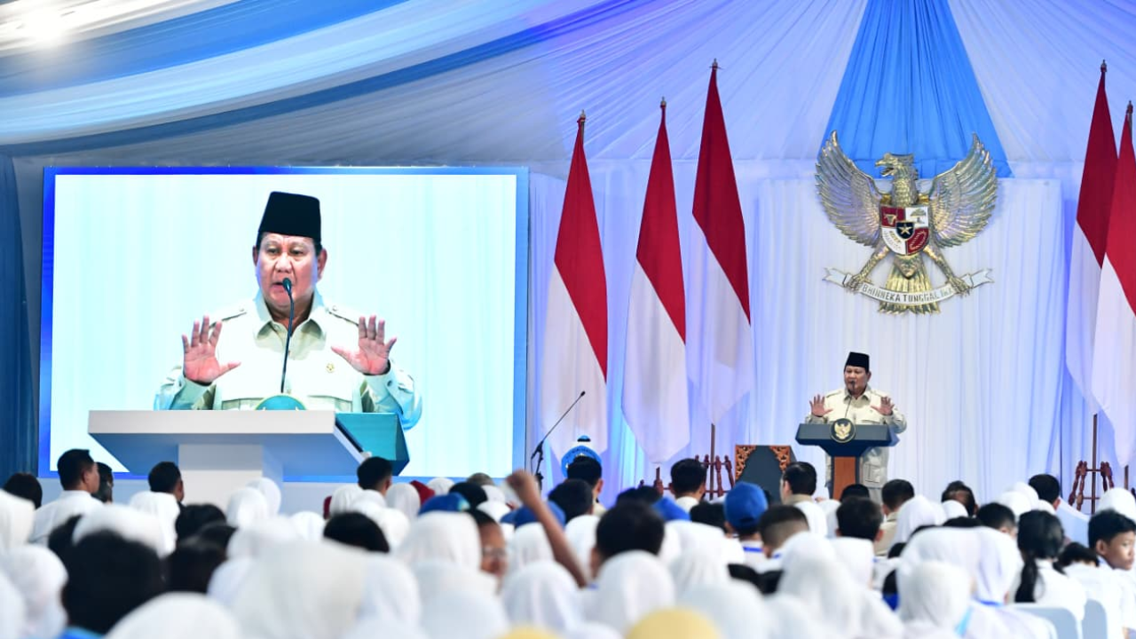 Prabowo Prioritaskan Distribusi Perangkat Digital ke Daerah 3T dalam Program Digitalisasi Pendidikan