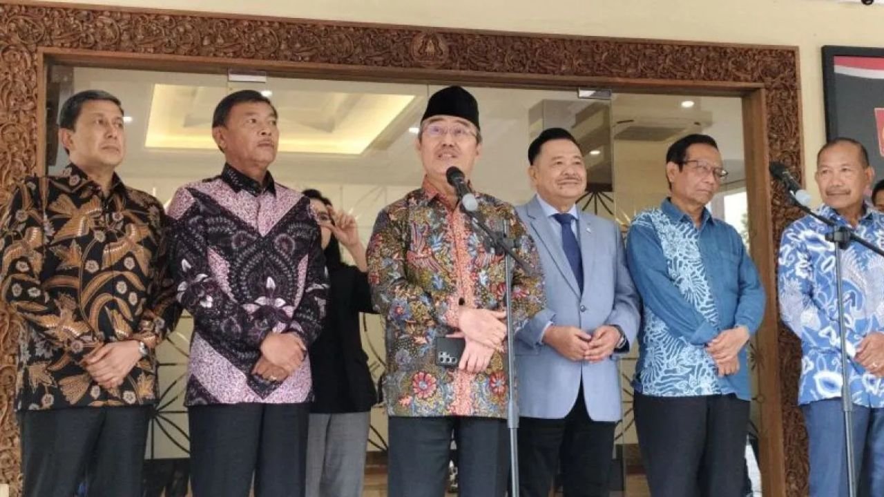 Komisi Reformasi Polri Sediakan Layanan Email dan WhatsApp untuk Tampung Masukan Publik