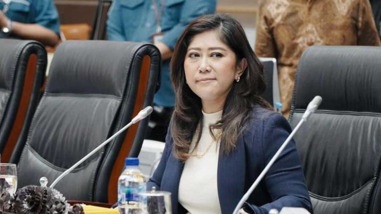 Kemkomdigi Siapkan 10 Titik Internet Darurat SATRIA-1 untuk Korban Banjir Bandang