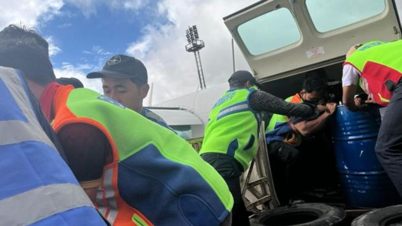 Pertamina Kirim BBM Gunakan Pesawat Perintis ke Wilayah Terdampak Bencana di Aceh