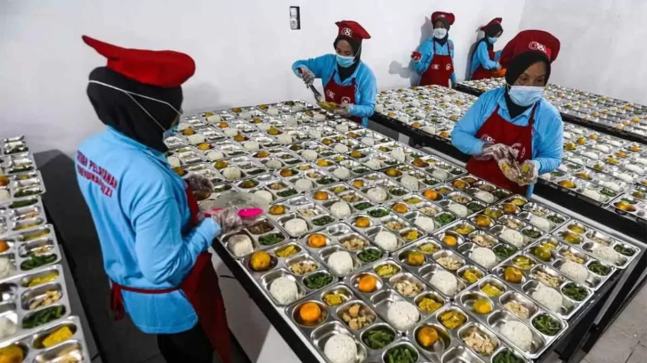 BGN Tetapkan Program Makan Bergizi Gratis 2026 Dimulai 8 Januari