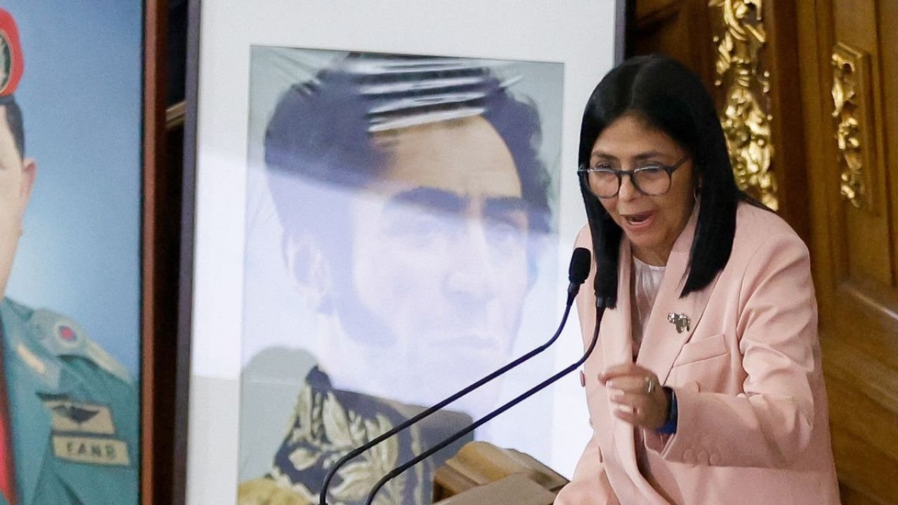 Presiden Interim Venezuela Tegaskan Tak Akan Tunduk pada AS