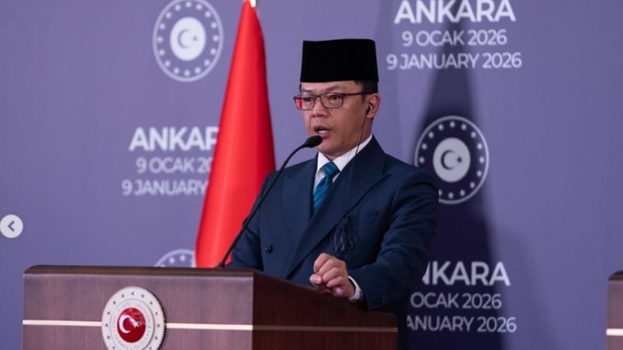 Kemlu Pulangkan 27.768 WNI dari Situasi Krisis Sepanjang 2025