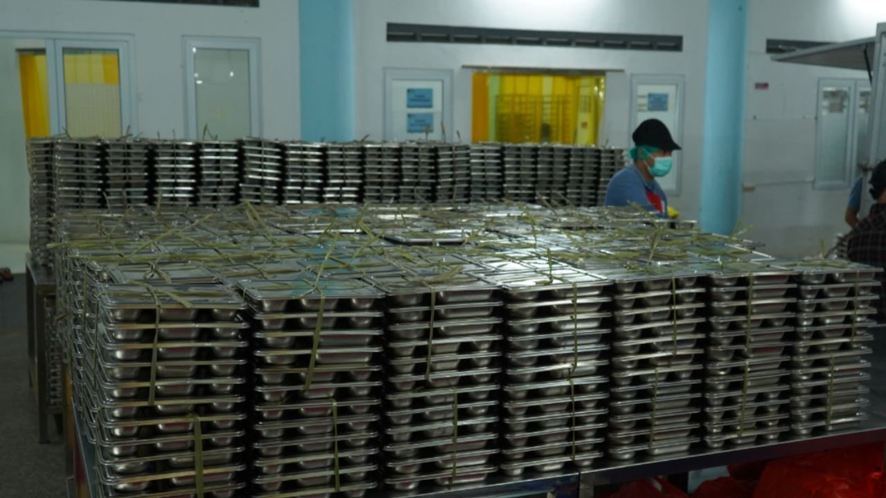 Survei: Lebih dari 70 Persen Publik Puas Program Makan Bergizi Gratis, Gen Z Paling Antusias