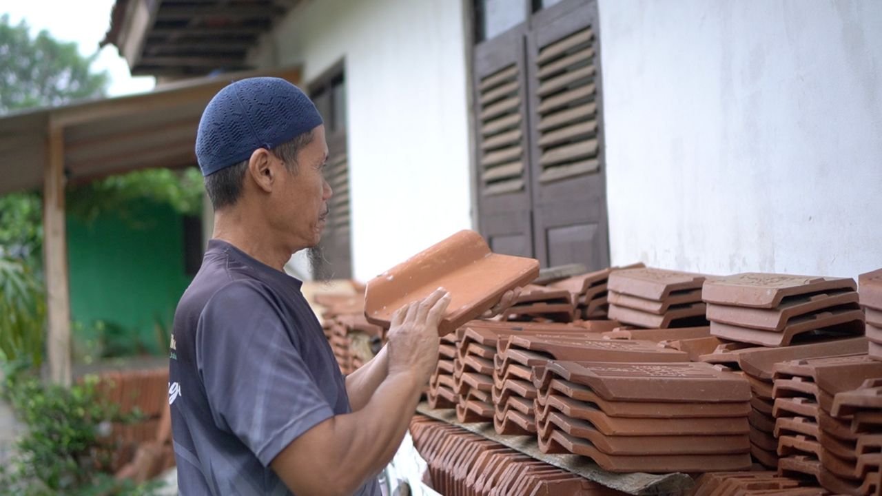 Program Gentengisasi Hidupkan Kembali Harapan Pengrajin