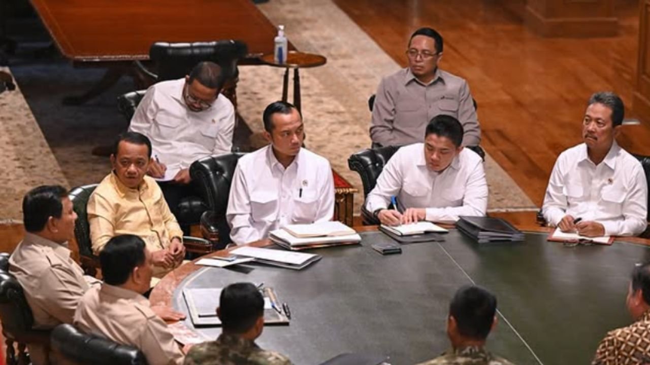 Prabowo Kumpulkan Menteri di Hambalang, Bahas Swasembada Pangan dan Energi