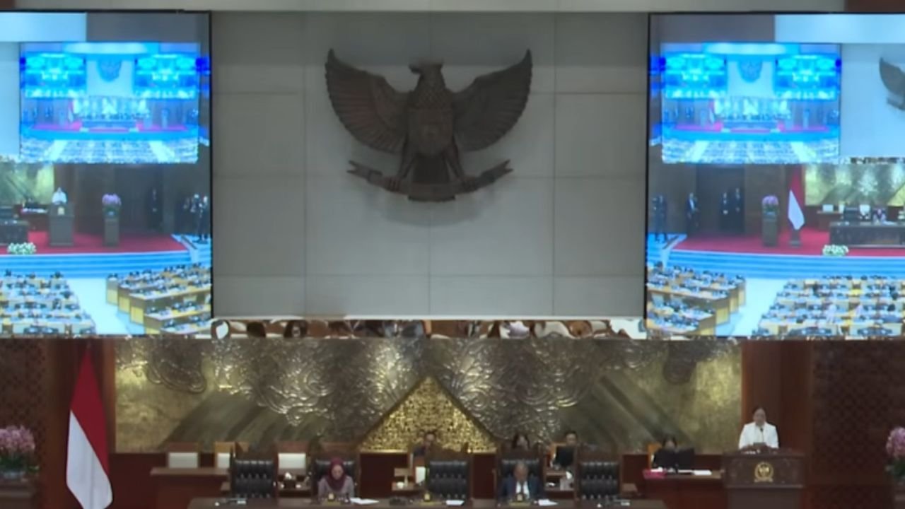 DPR Minta TNI Beri Penjelasan Konkret soal Perintah Siaga 1