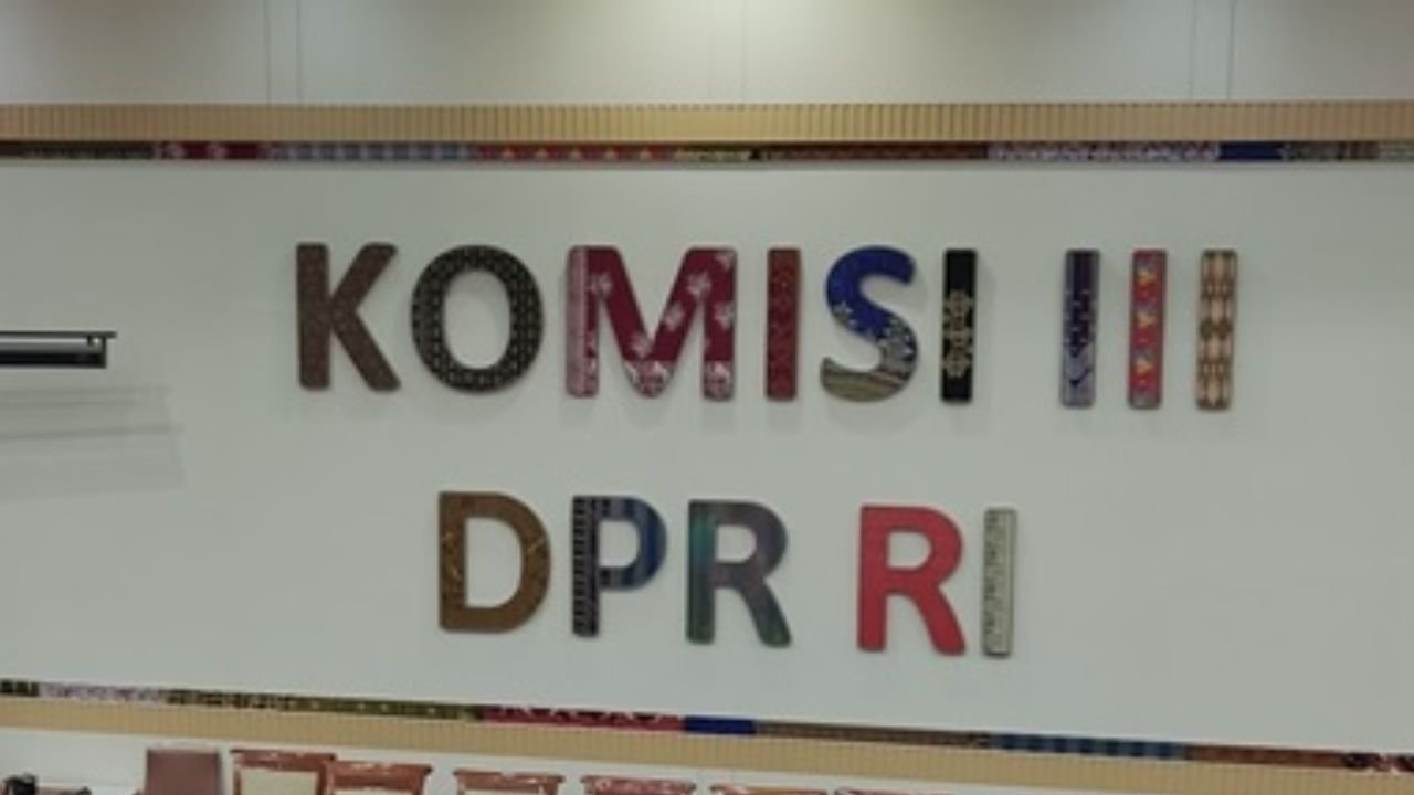 DPR Minta Kemenkes Biayai Penuh Pengobatan Aktivis KontraS Korban Siraman Air Keras
