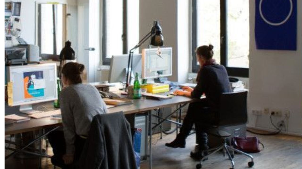 Indonesia Terapkan WFH Setiap Jumat untuk ASN, Ini Daftar Negara yang Lebih Dulu Melakukannya