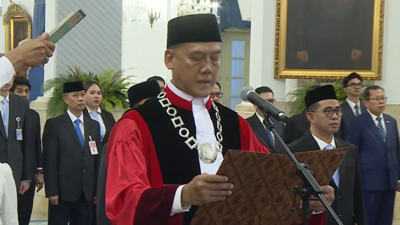 Liliek Prisbawono Resmi Dilantik sebagai Hakim MK, Gantikan Anwar Usman yang Pensiun