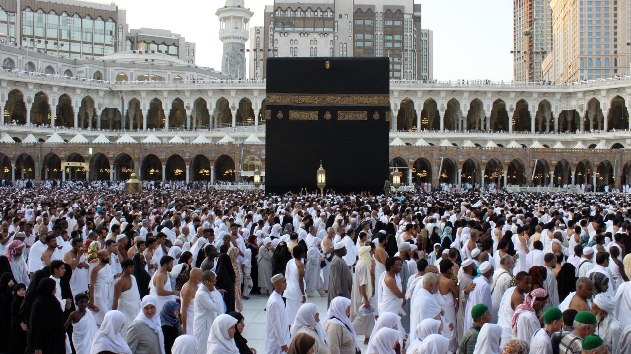 Kemenhaj Kaji Wacana "War Ticket" Haji, Pemerintah Tegaskan Bukan Kebijakan Tahun Ini