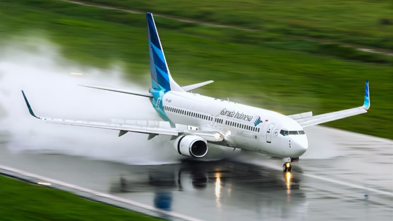 Garuda Indonesia Raih Predikat Maskapai Paling Tepat Waktu di Dunia Versi OAG