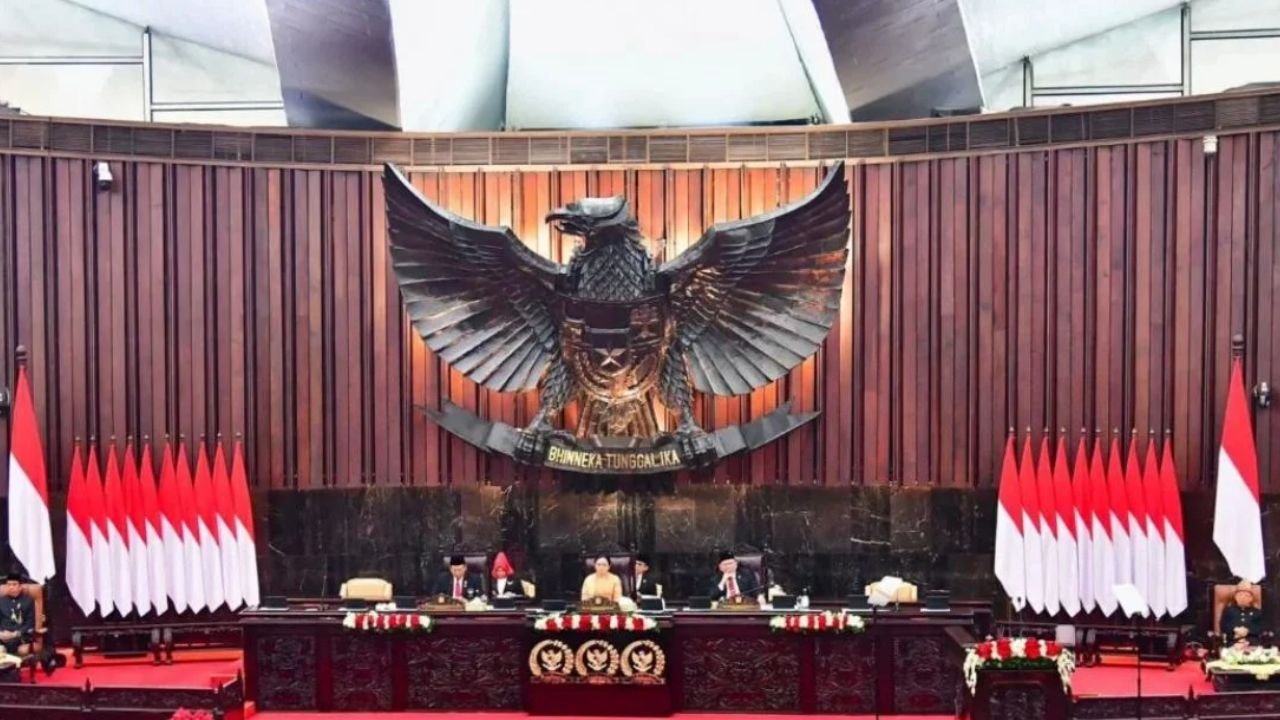 DPR Akan Tindaklanjuti Pembubaran Nobar Film 'Pesta Babi' di Kampus