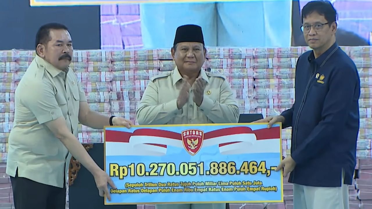 Prabowo Saksikan Penyerahan Denda Rp 10,2 Triliun dari Satgas Penertiban Kawasan Hutan
