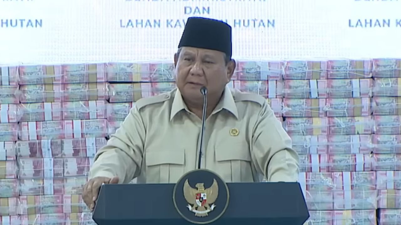 Prabowo Instruksikan Bunga Kredit PNM Mekaar Dipangkas Jadi di Bawah 9 Persen