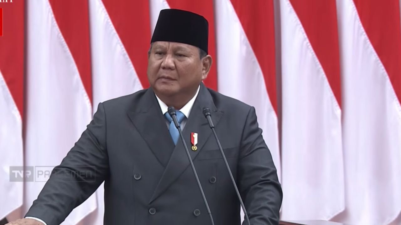 Prabowo Terbitkan PP Baru: Ekspor Sawit, Batu Bara, dan Ferro Alloy Wajib Lewat BUMN