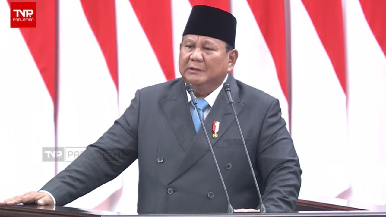 Prabowo Instruksikan Kabinet Rumuskan Harga Sawit, Nikel, dan Emas Secara Mandiri