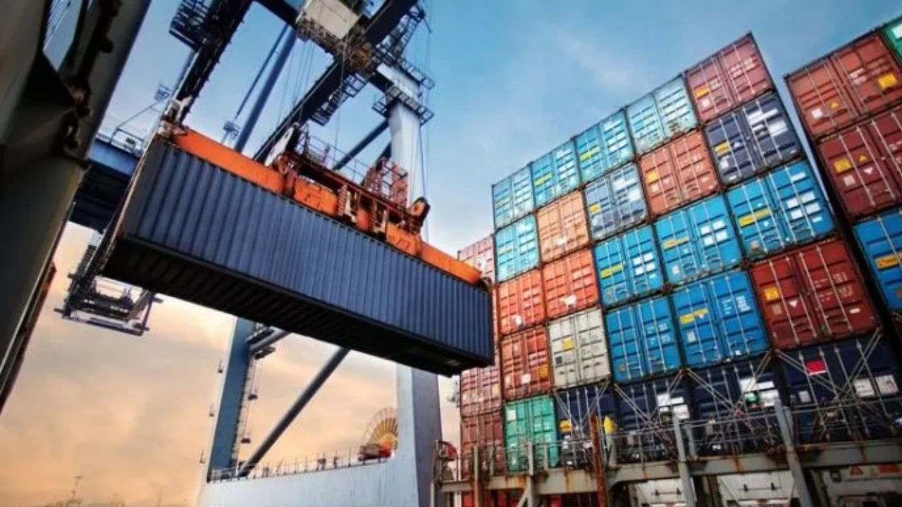 Indonesia Surplus Dagang 72 Bulan Beruntun, Ekspor Tembus US$ 92,15 Miliar