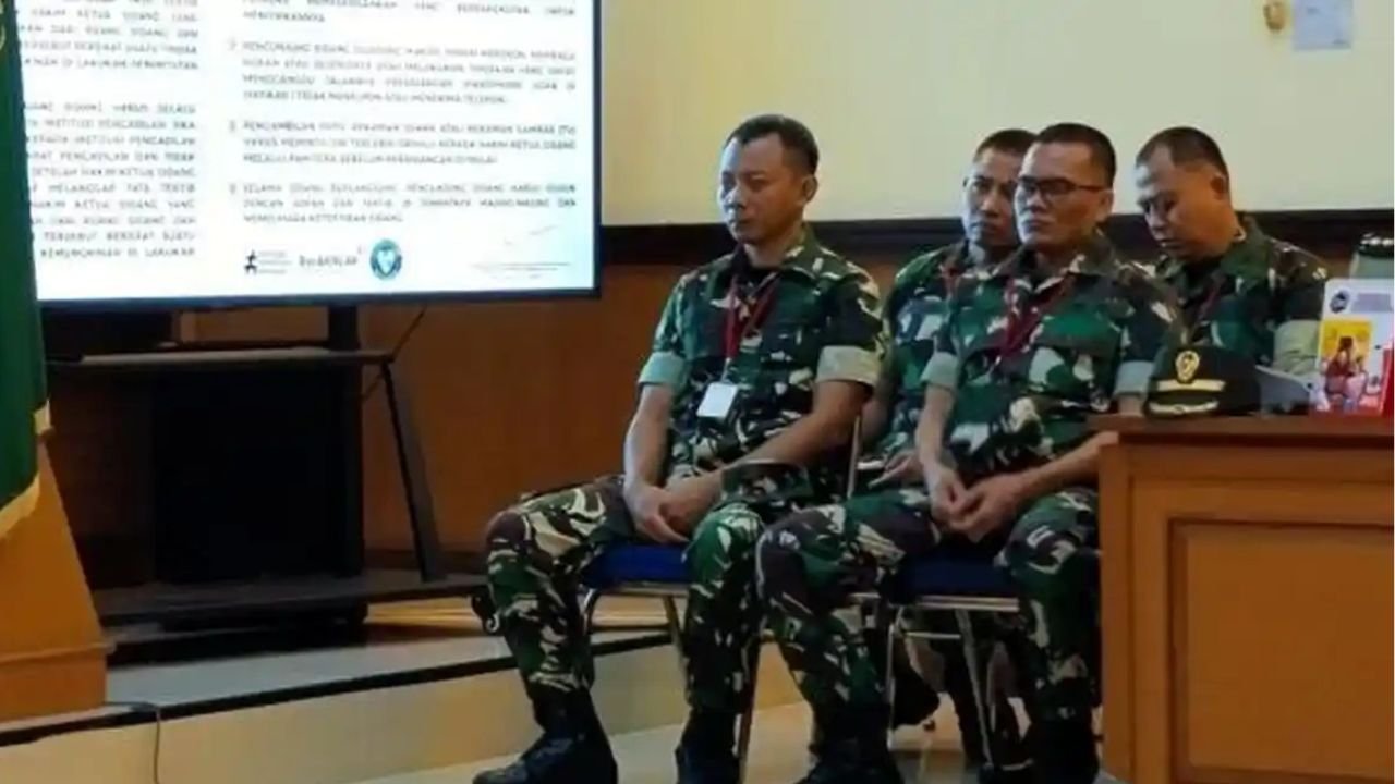 4 Prajurit TNI Penyiram Air Keras Aktivis KontraS Dituntut 2,5 Tahun Penjara