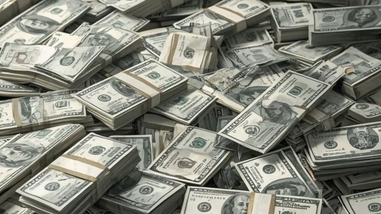 Rupiah Tembus Rp 18.000, BI Ungkap Penyebab dan Langkah Stabilisasi