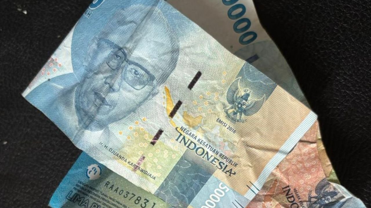 IHSG Melonjak 5% dan Rupiah Menguat Tajam