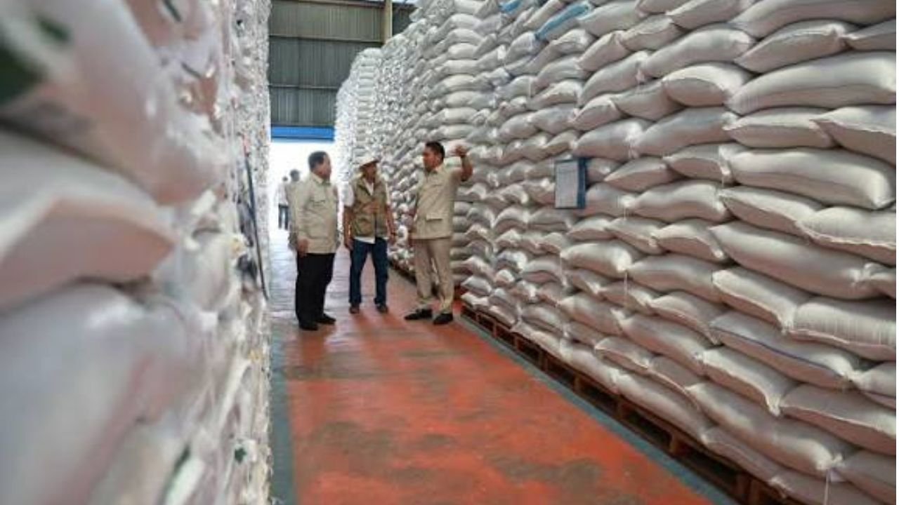 Beras Gratis 30 Kg untuk 33 Juta Keluarga Mulai Agustus
