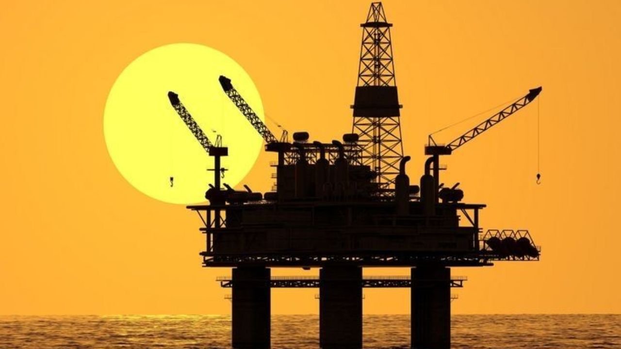 Harga Minyak Dunia Turun Tajam Setelah AS-Iran Hentikan Serangan