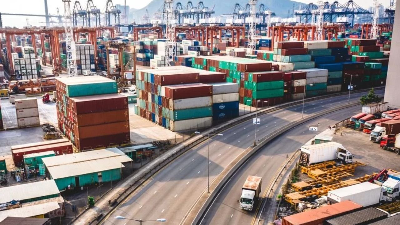 Neraca Dagang RI Januari–Agustus 2026 Surplus 7,25 Miliar Dolar AS